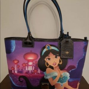 ISO TO BUY Dooney & Burke Jasmine purse